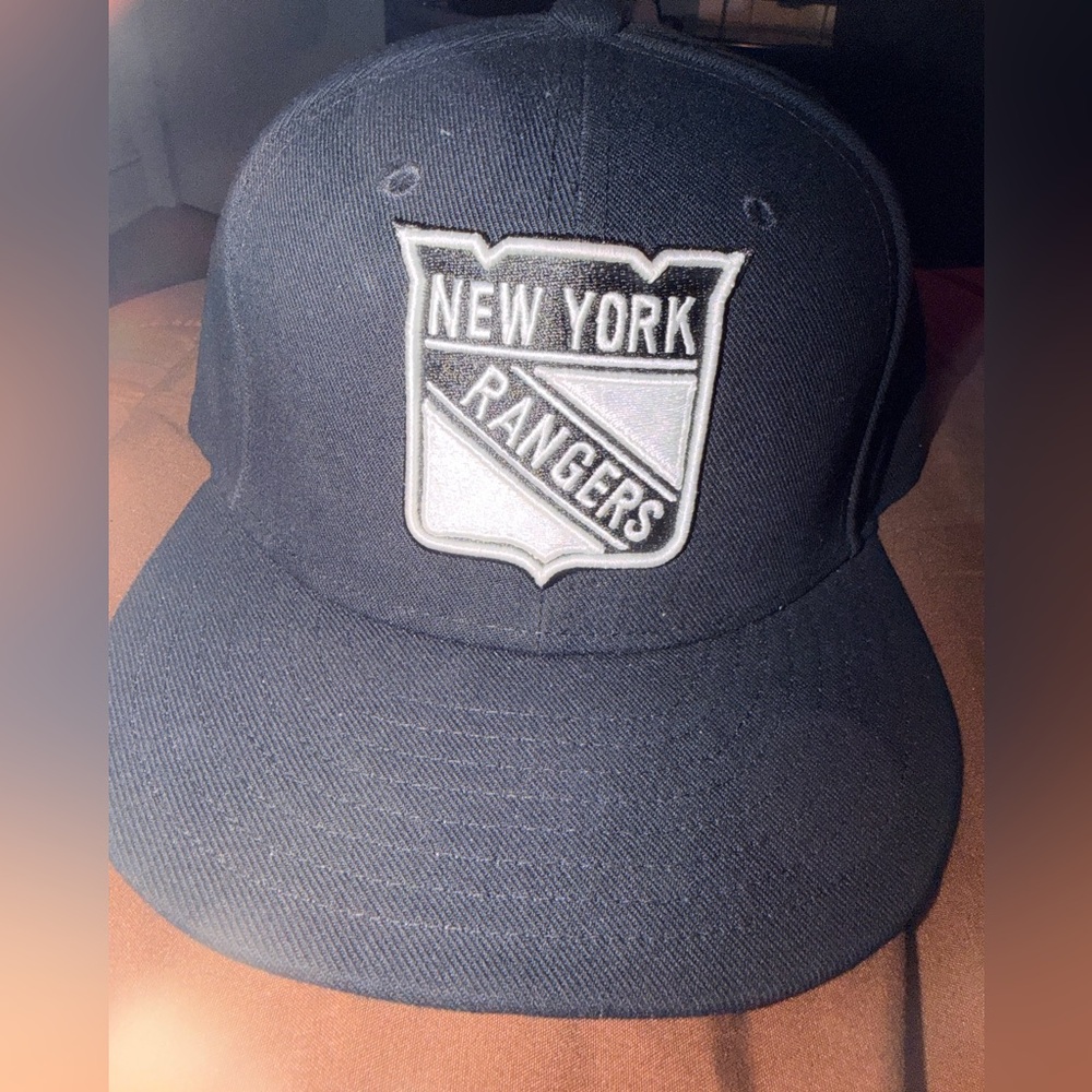 Mitchell & Ness Black Fitted Cap